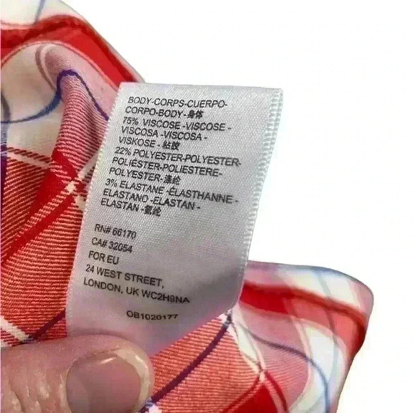 NWT‎ Urban Outfitters Red White Plaid Mini Skirt Size Small - Picture 8 of 8